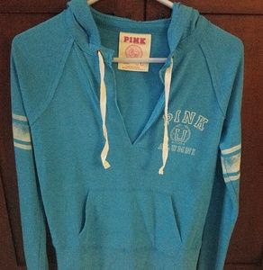 PINK. SUPER SOFT! Rare long-sleeved hoodie